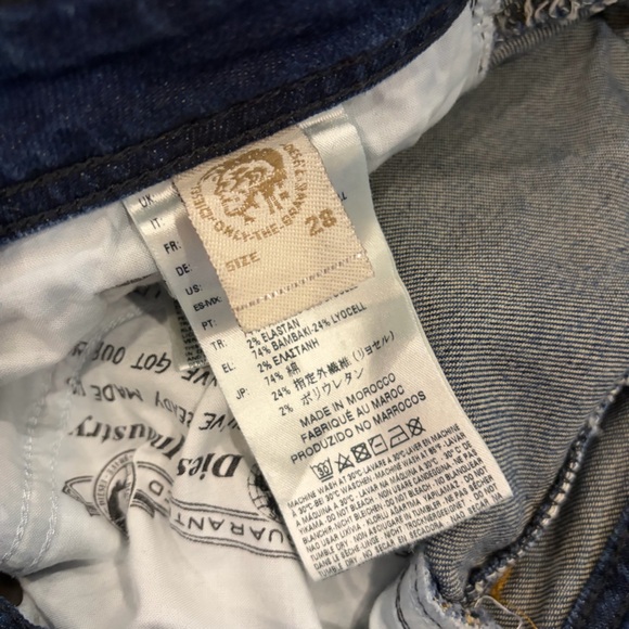 Diesel Larkee Regular Straight Button Fly Stretch Jeans. - Picture 9 of 16